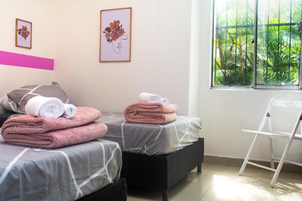 El Jardin De Manila Apartman Medellín Kültér fotó